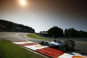 Mercedes W08 Wallpaper
