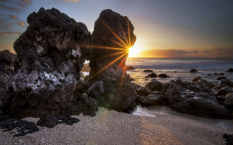 Sun Rays Wallpaper