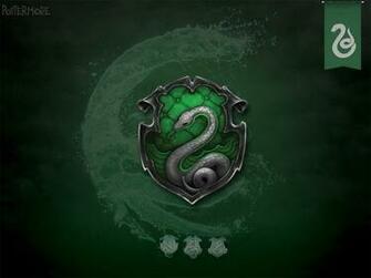 Slytherin Crest Wallpaper By Arttorvic