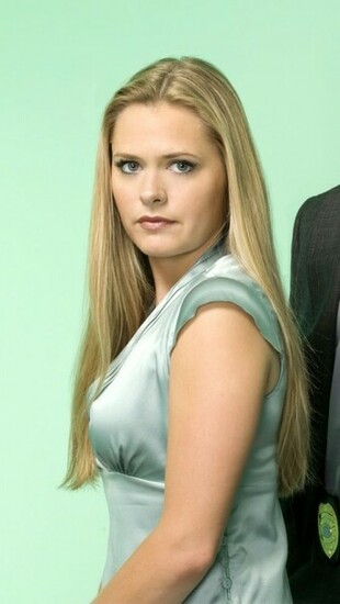 Maggie Lawson Wallpaper Actress