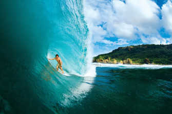 HD Surfing Background Wallpaper