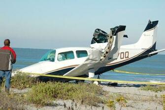 Plane Crash Survivors HD Wallpaper