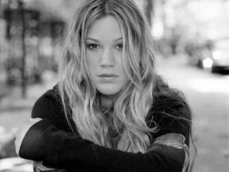 Monochrome Joss Stone Wallpaper