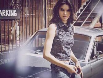 American Model Kendall Jenner HD Wallpaper S