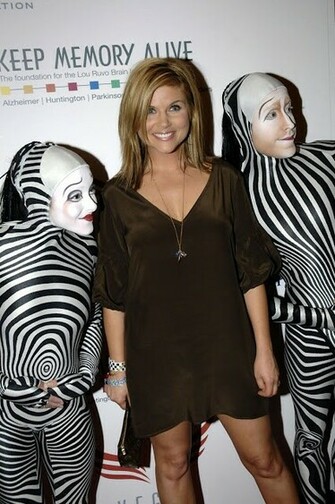 Wallpaper Tiffani Thiessen Hot HD