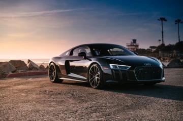 Audi R8 Wallpaper HD