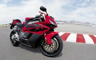 Previous Wallpaper Honda Cbr1000rr Next