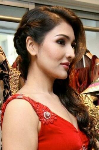 Narmada Ahuja Govida Daughter Wallpaper Photos News