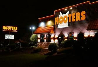 File Hooters Restaurant Jpg
