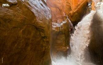 Canyoneering In Jordania Women Hiking High Adventures Ice