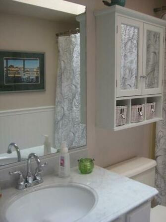 Beadboard Over Tile