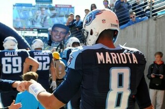 Nashville Tn Usa Tennessee Titans Quarterback Marcus Mariota