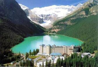 Lake Louise Wallpaper