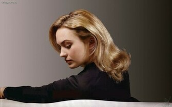Sophia Myles Wallpaper
