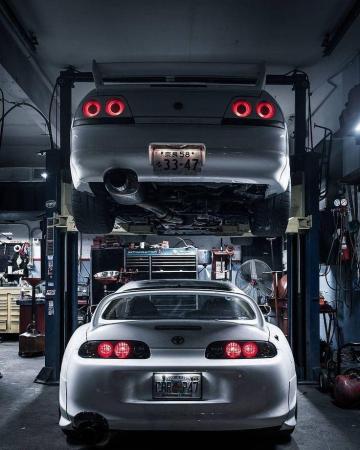 Top Or Bottom R34 Skyline Gtr R33 Toyota Supra 2jz