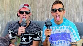 Twenty One Pilots Wallpaper Image Photos Pictures
