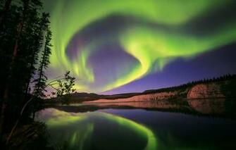 Aurora Borealis Northern Lights Yukon Canada Nature Wallpaper
