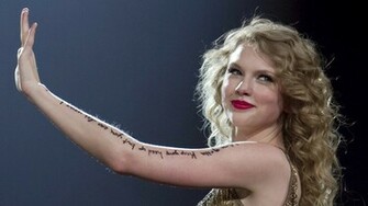 Taylor Swift Speak Now Wallpaper