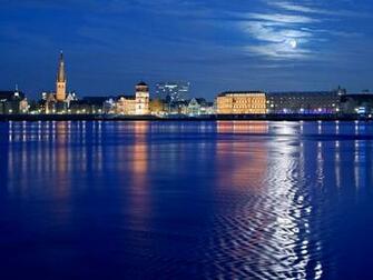 Moon Ove Rhte Rhine By The Bear Desktop Wallpaper