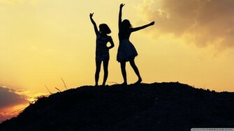 Best Friends Forever Wallpaper