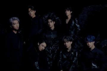 Bts Transforms Into Black Swans For Map Of The Soul Concept